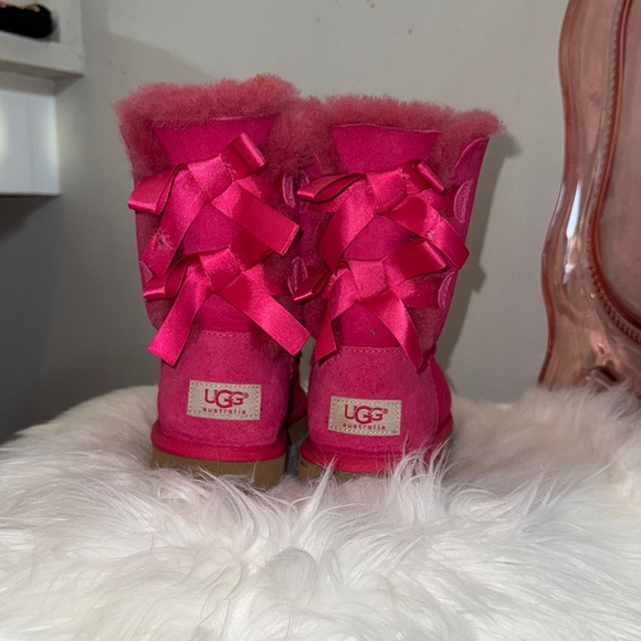 UGG Shoes Ugg Bailey Hot Pink Ribbon Boots Big Girl Size 4 Poshmark